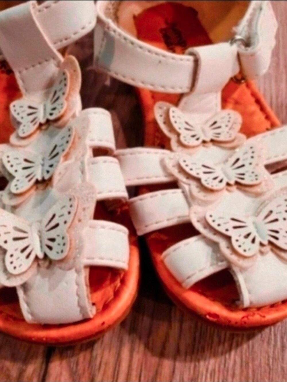 Sandals - Picture 3 of 5